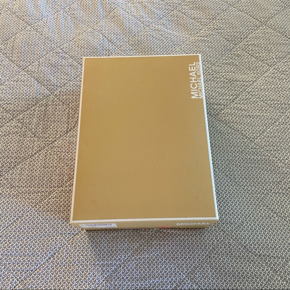 MICHAEL KORS WEDGES, Size 8 1/2 - Picture 10 of 12